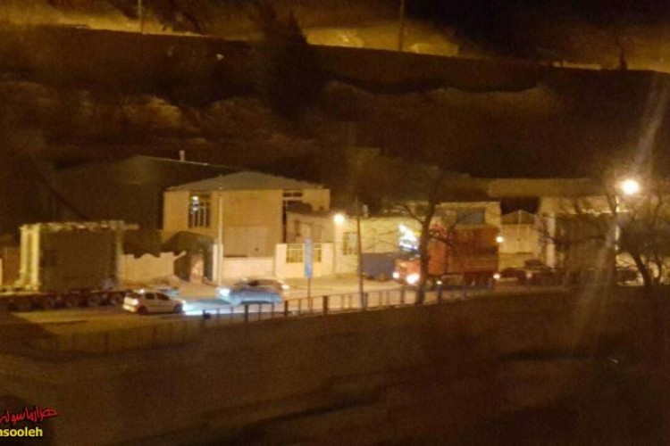 عبور محموله های فوق سنگین از داخل خیابانهای شهر پاوه