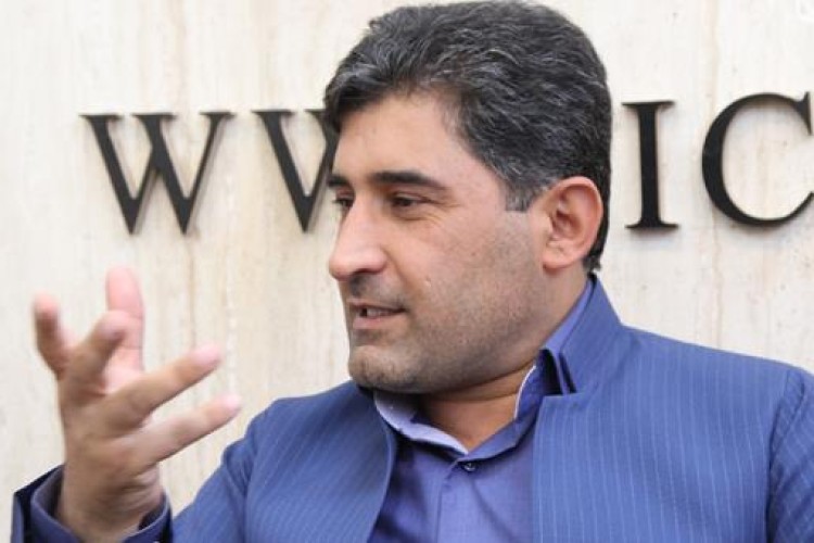  فعالیت کولبرها قانونی است/ وزارت کشور کولبران را ساماندهی کند 