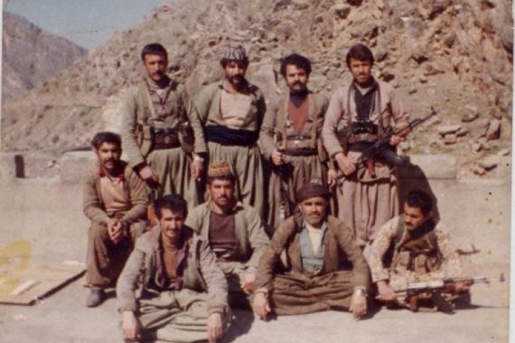 عکس های از دوران انقلاب در پاوه