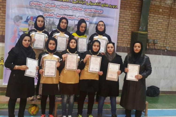 تیم فوتسال دبیرستان فردوس پاوه نایب قهرمان مسابقات قهرمانی آموزشگاهی استان کرمانشاه شد