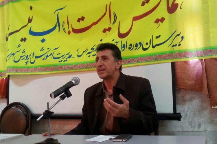  رفع مشکل افت فشار و قطعی آب نقاط مرتفع محله تپه کوله پاوه