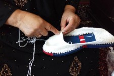 تجلی اقتصاد مقاومتی با تولید گیوه در پاوه