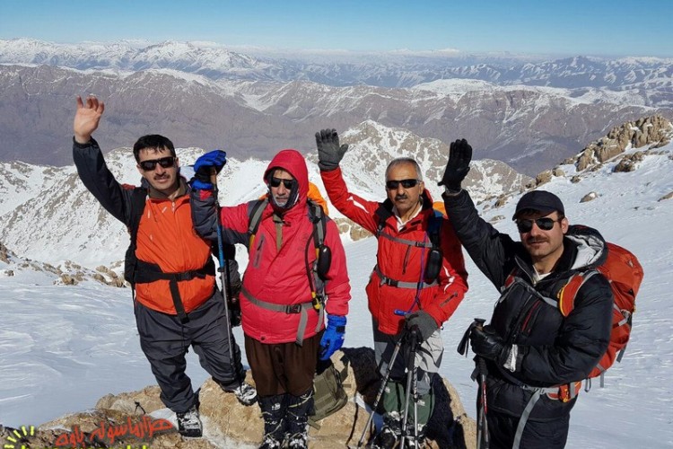 گزارش تصویری از صعودی زمستانی و زیبا به کوه نور شهرستان پاوه