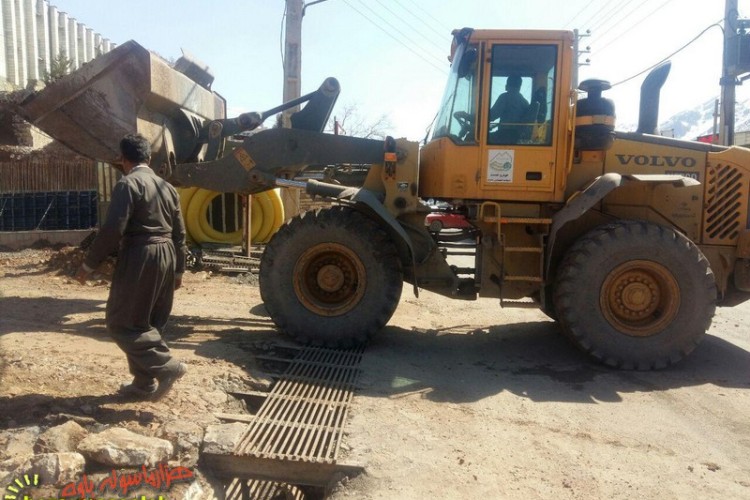 شهرداری پاوه مانع ادامه کار ساخت کلینیک تخصصی پاوه شد