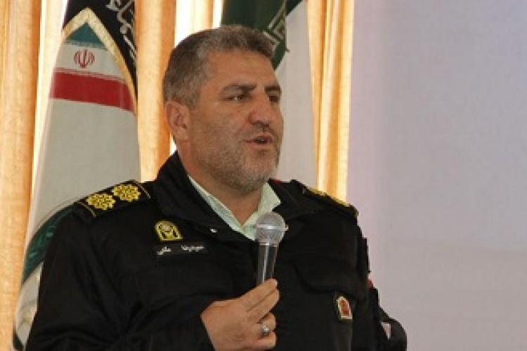 سرهنگ ملکی: منعی برای حمل اجناس توسط مسافرین از سه راهی شمشیر وجود ندارد 