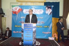 دست ما برای توسعه کشاورزی پاوه بسته است/برای توسعه تجارت منطقه و توسعه مرز و بازارچه اهتمام داریم