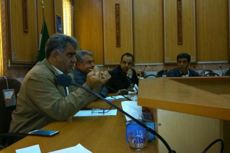 اولین جلسه کارگروه اشتغال در سال جدید در  فرمانداری پاوه برگزار شد/ایده پور:جمله" عقب مانده ترین شهرستان کشور هستیم" را نمی پسندم