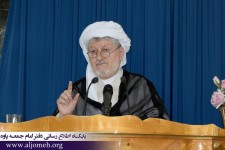 ثبت نام افراد بی نام ونشان برای ریاست جمهوری، حریم شکنی است/ثبت نام اين افراد باعث خنده و شادی و مسخره کردن از جانب دشمنان است