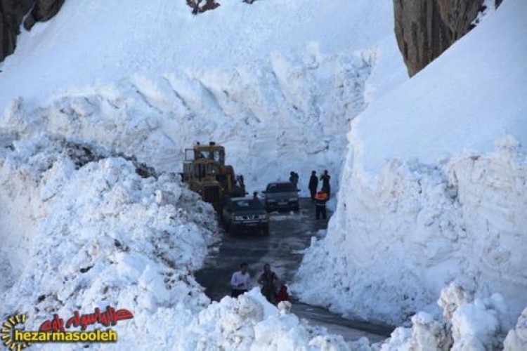 مسیر ارتباطی پاوه - مریوان در گردنه تته بازگشایی شد