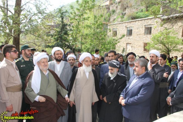 آيت الله علما در روستاي نجار پاوه حضور يافت+تصاوير