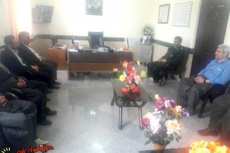 دیدار فرماندار با فرمانده سپاه ناحيه پاوه به مناسبت روز پاسدار 