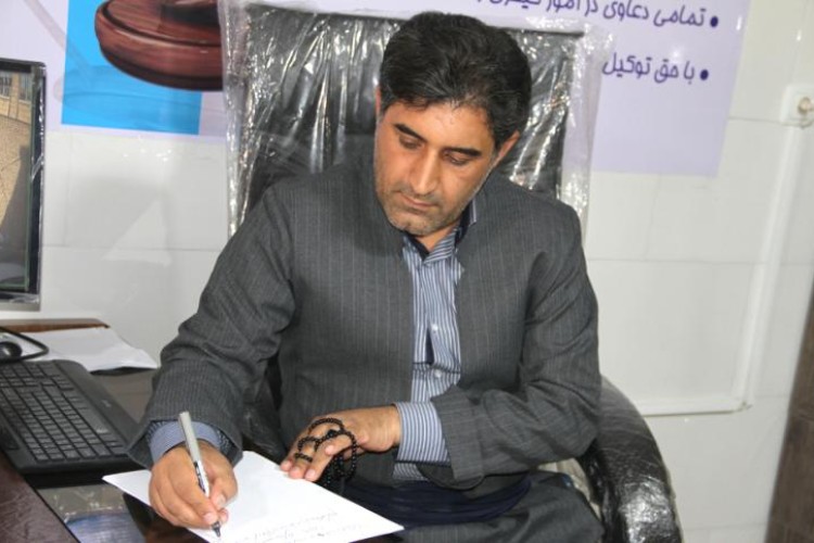 روزه سکوت گرفتن در مجلس نمی تواند مشکلات مردم منطقه را حل کند