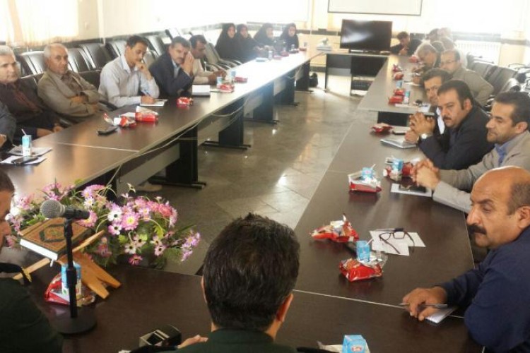 بررسی علل وعوامل به وجودآورنده ی تندروی های مذهبی در سطح منطقه 