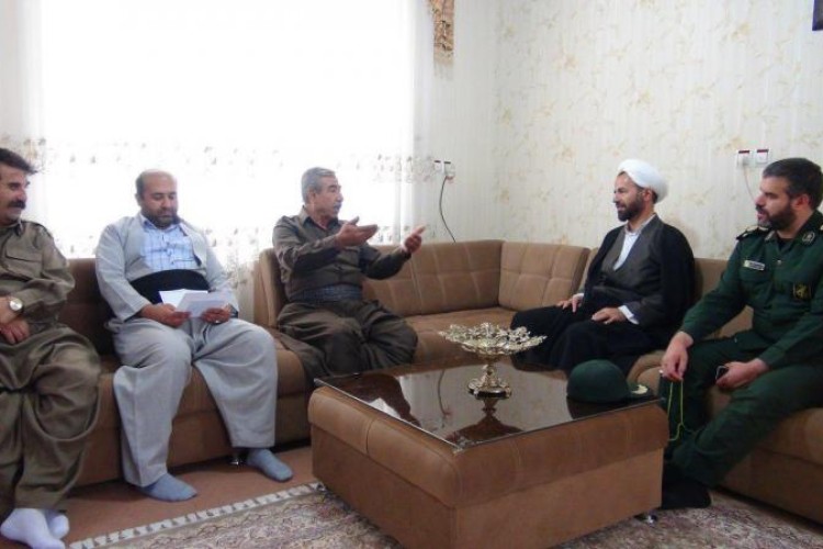 آزادگان سندهای افتخار نظام اسلامی هستند