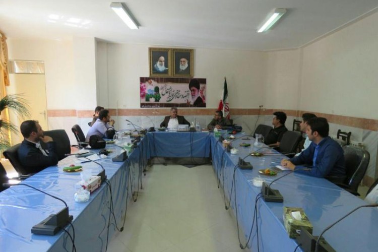 تجلیل فرماندار پاوه از خبرنگاران و اصحاب رسانه شهرستان