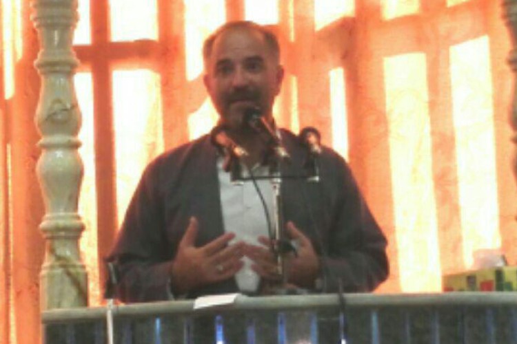 رئيس كميته امداد امام خميني باينگان پاوه در پيامي روز خبرنگار را تبريك گفت