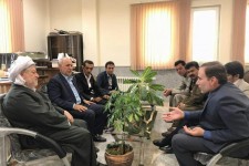 ديدار عضو شورای عالی جمعیت هلال احمر  با امام جمعه و فرماندار پاوه