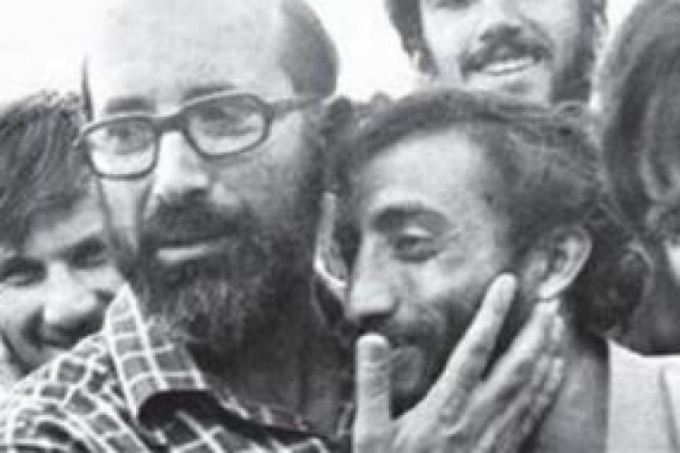 مجاهدت «دستمال سرخها»