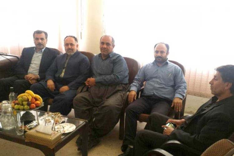 تودیع و معارفه ریاست اداره پست شهرستان پاوه برگزار شد 