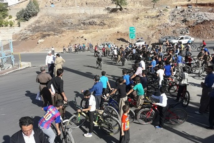 برگزاری همایش بزرگ دوچرخه سواری به مناسبت هفته دولت