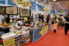گزارش دومین بازارچه خیریه انجمن قاصدان مهربانی «فریا» شهرستان پاوه