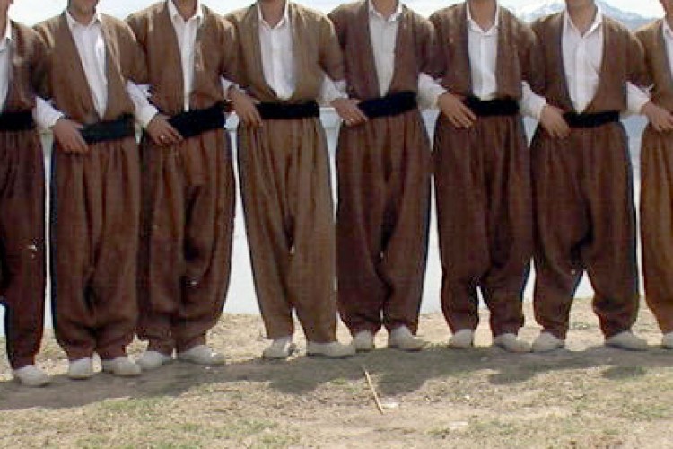 چوخه رانک، پوششی از قدیمی ترین لباس سنتی اصیل هورامان