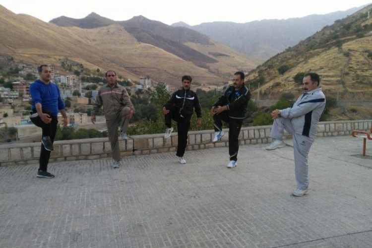 برنامه ورزش صبحگاهي در پاوه اجرا مي شود