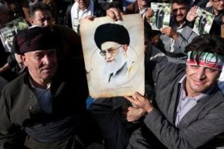 خاطره اشتیاق کردهای اهل سنت پاوه برای دیدار با رهبر معظم انقلاب + ویدیوی کامل بیانات