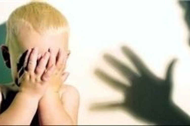 کودک آزاری از خانواده تا اجتماع...