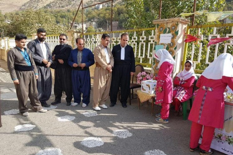 شوراي دانش آموزي نماد مشاركت عملي و حضور در عرصه هاي فرهنگي و اجتماعي است