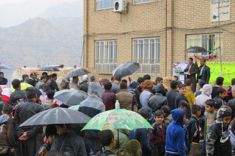 13آبان نماد وحدت و يكپارچگي ملت ايران است