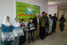 اهدای البسه گرم و ورزشی به ارزش 80 ميليون ريال میان دانش‌آموزان منطقه باینگان