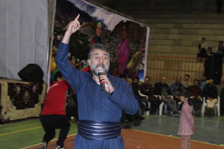 جشن گلریزان باشگاه هنرمندان ایران برای زلزله زدگان استان کرمانشاه برگزار شد/ گزارش تصویری