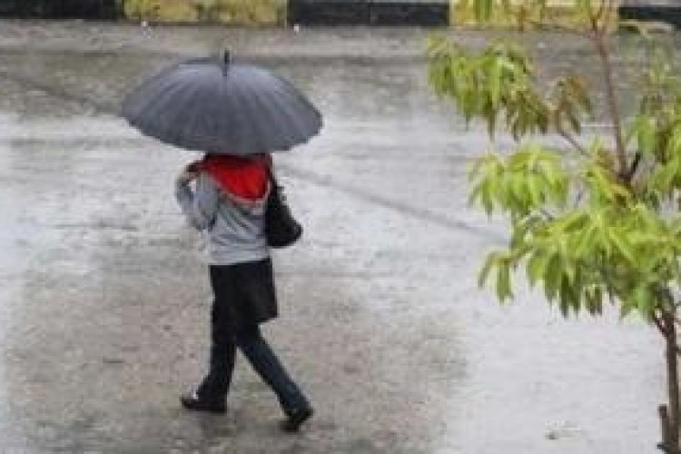 بارش برف و باران همراه با آبگرفتگی معابر در کرمانشاه از فردا