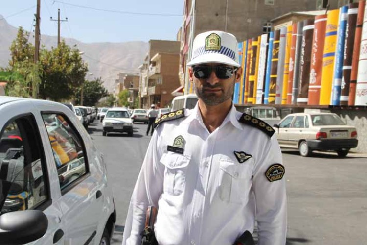 اعمال محدودیت "تردد ممنوع" در زمان برگزاری راهپيمايي 22 بهمن در پاوه