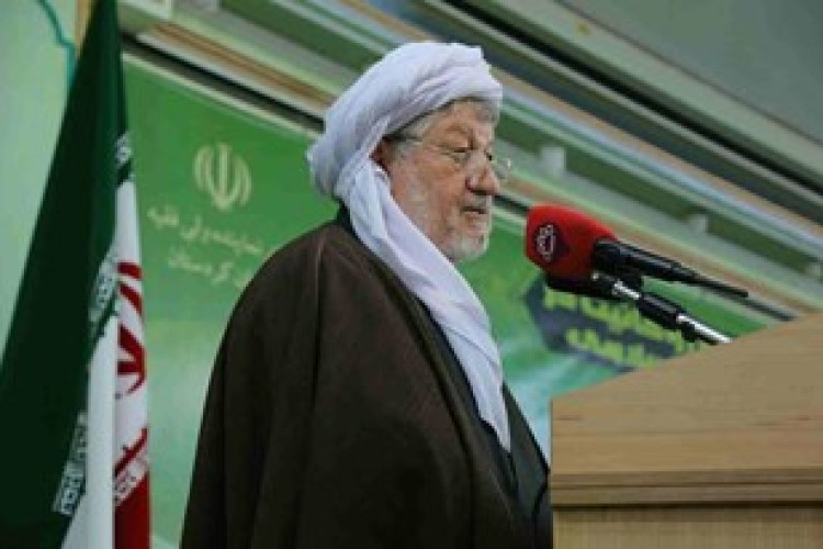 علما بهترین سربازان مقابله با داعش به شمار می‌روند/همه به دنبال ناامن کردن ایران هستند