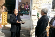 زنگ جشن نیکوکاری در مدارس شهرستان پاوه نواخته شد