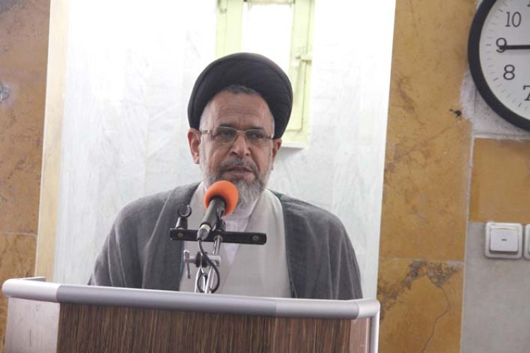 مردم اورامانات در دينداري معروف هستند/مسئله بازگشايي مرز شوشمي را پيگير خواهم شد