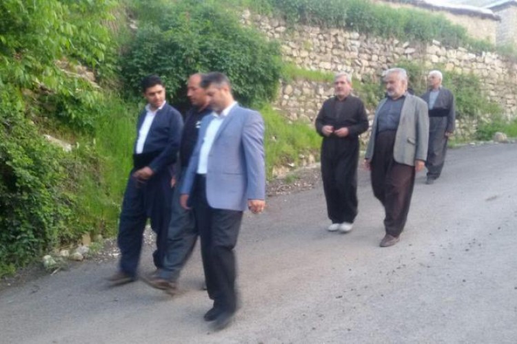 محرومیت زدایی در روستاي نسمه پاوه با همت بسیج سازندگی ناحيه