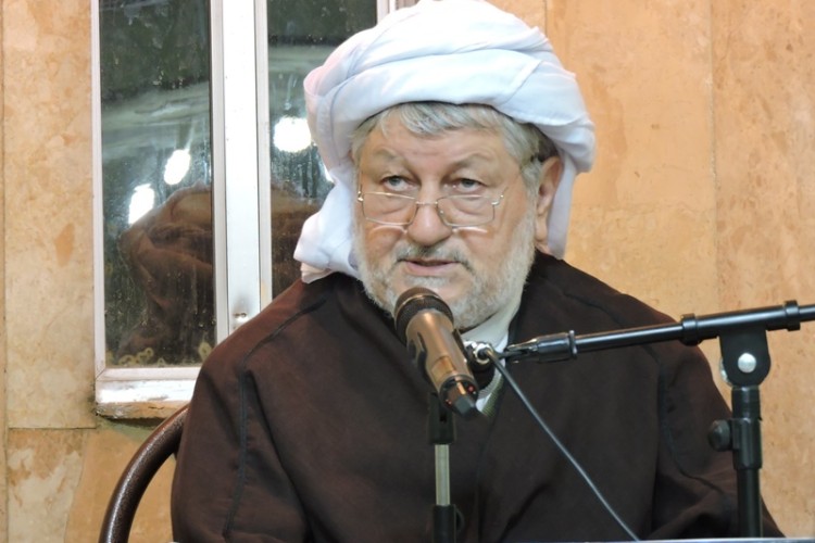 ديدار مدیر وکارکنان ستادی مدیریت آموزش وپرورش با امام جمعه پاوه