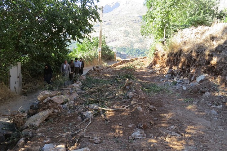 آغاز عملیات اجرایی طرح تعریض معبر هانه‌وا در پاوه