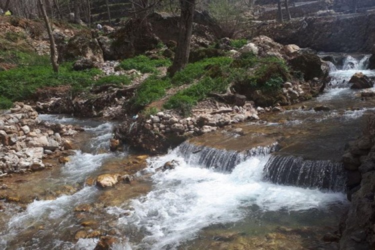 آخر هفته در دامان طبیعت/ منطقه شبانکاره و غار کاوات دره‌ای با چشمه‌های بیشمار