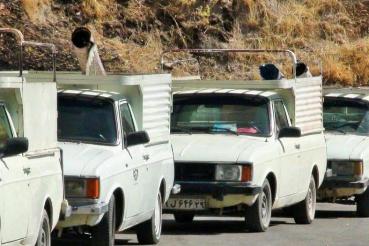 12 سری کمک جهیزیه به نوعروسان در جوانرود اهدا شد