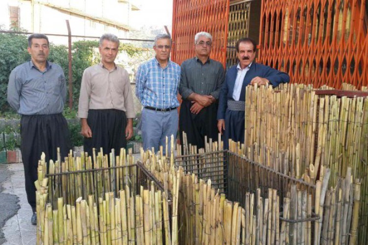 "گلدان" بجای "زباله دان"