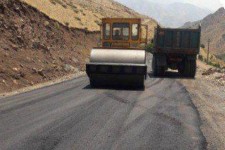 اجرای عملیات بهسازی رویه آسفالتی محور فرعی  نودشه به سمت سه راهی شهدای پاوه