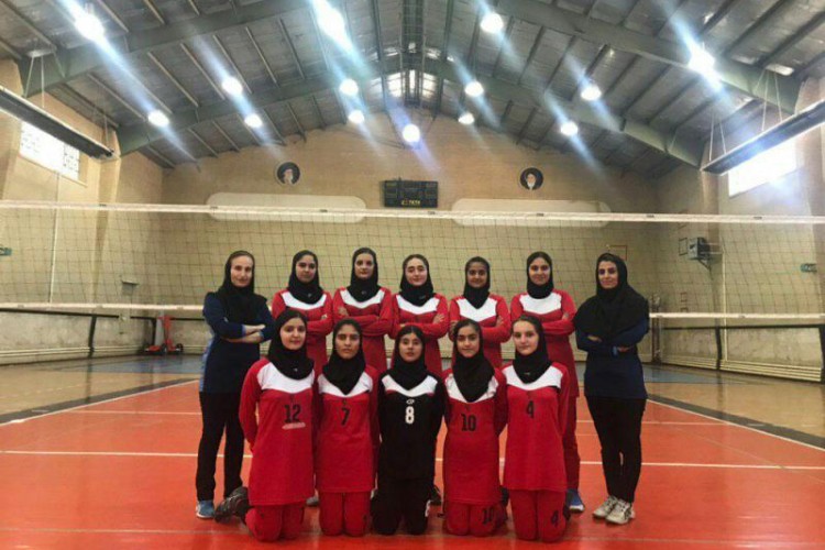 تیم والیبال جوانان پاوه با اقتدار قهرمان مسابقات جوانان استان شد