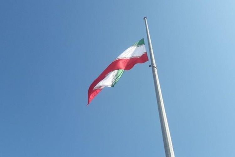 مرتفع‌ترین پرچم ایران در مرز«شوشمی» به اهتزاز درآمد