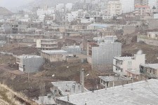 توریستی‌ترین شهر کرمانشاه محروم از خط تلفن/ مخابرات: کابل نداریم!