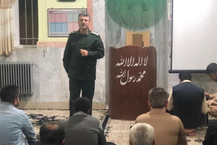 برگزاری نشست روشنگری حوزه شهید حاتمی پاوه 