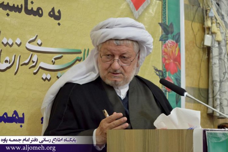 ماموستا قادری : محراب جای شیر است / مردم با حضور سبز خود در راهپیمایی 22 بهمن به دشمنان نشان دهند که همچنان درصحنه هستند 